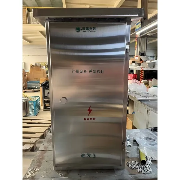 Металлическая шкаф для учета электроэнергии для одного трехфазного электросчетчика (2)