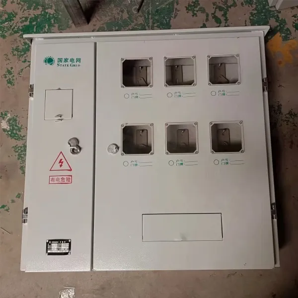 Металлическая шкаф для учета электроэнергии для шести однофазных электросчетчиков (2)
